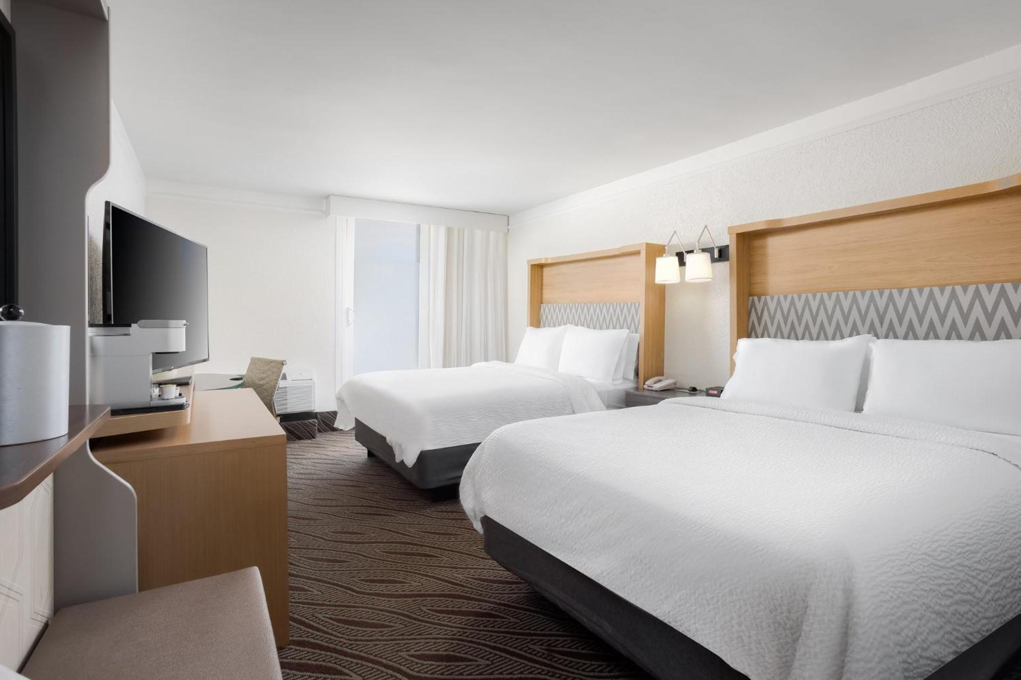 Holiday Inn Resort Oceanfront At Surfside Beach By Ihg Екстер'єр фото