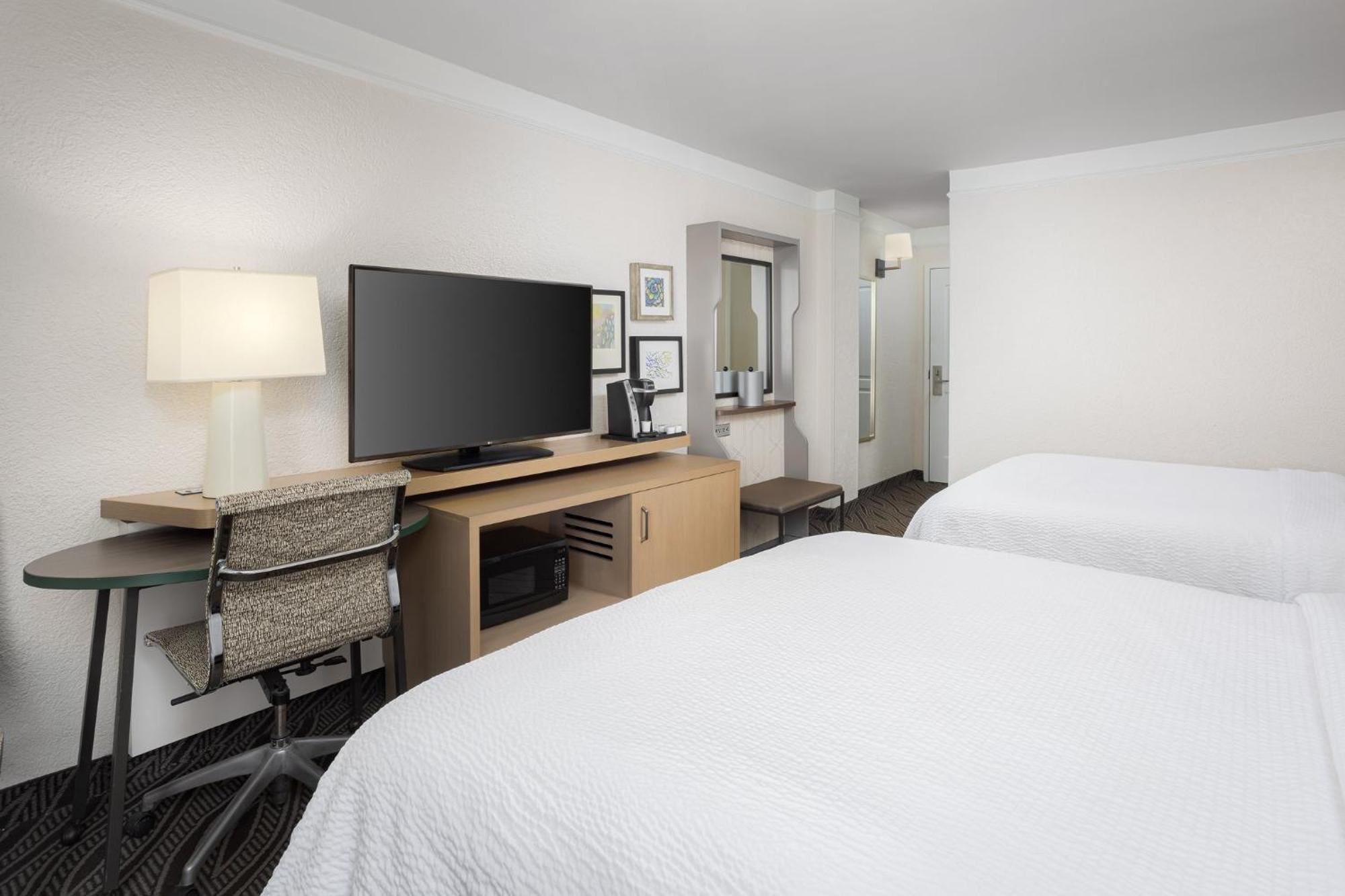 Holiday Inn Resort Oceanfront At Surfside Beach By Ihg Екстер'єр фото