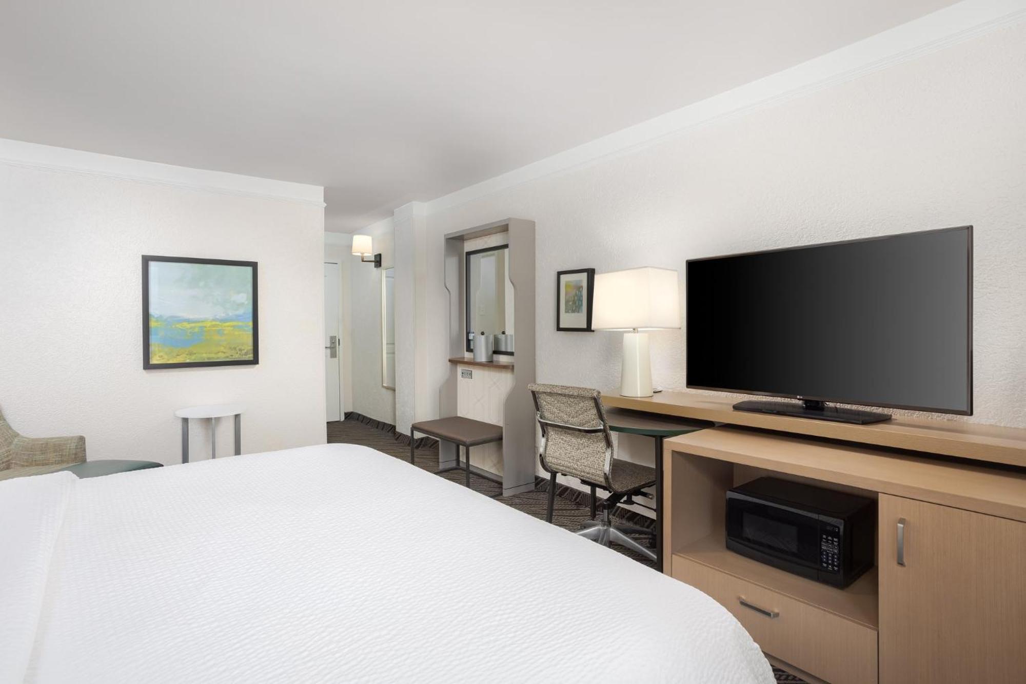Holiday Inn Resort Oceanfront At Surfside Beach By Ihg Екстер'єр фото